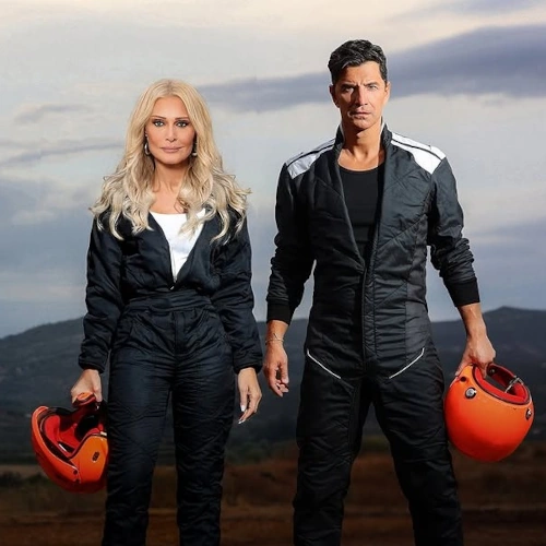 Νατάσα Θεοδωρίδου και Σάκης Ρουβάς στο Έναστρον